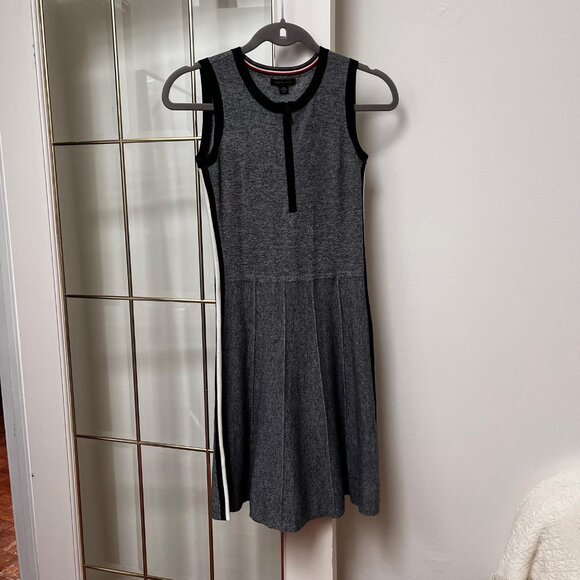 Gorgeous Tommy Hilfiger Tennis Dress - Picture 6 of 10